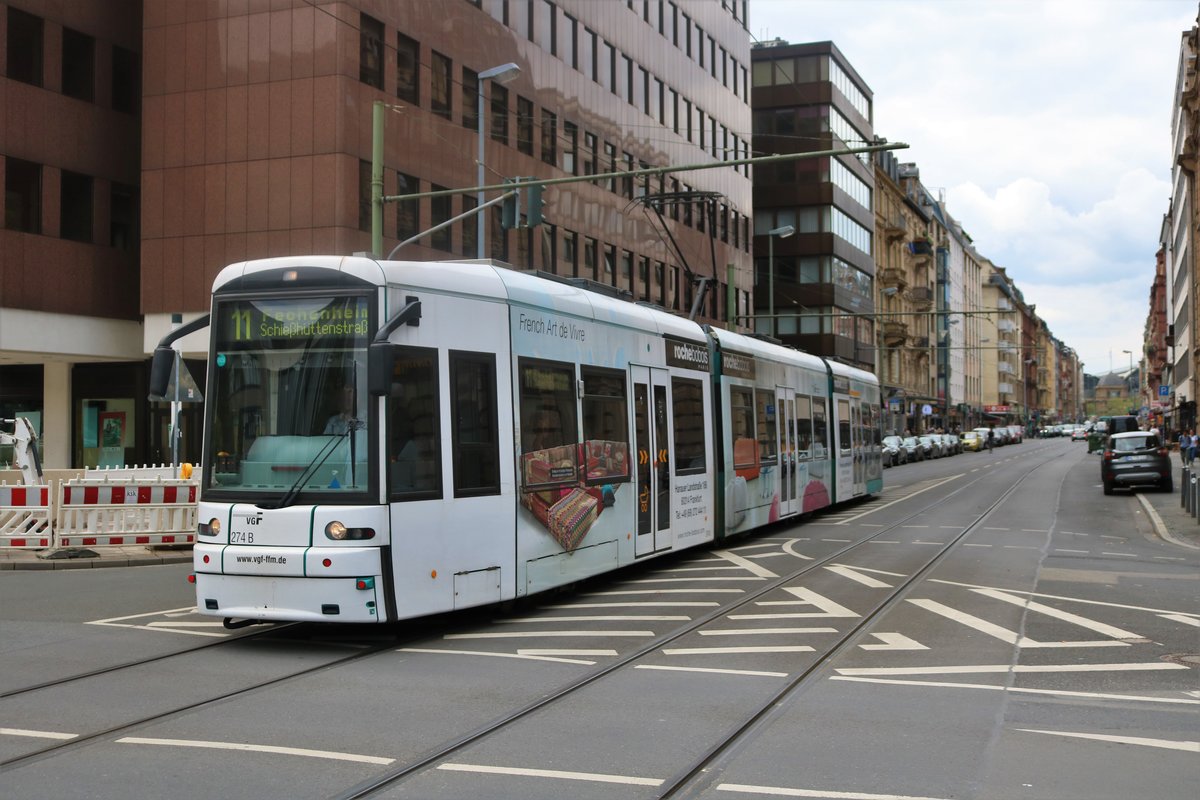 VGF Bombardier Flexity Classic S-Wagen 274 am 03.08.19 in Frankfurt am Main Willy Brand Platz