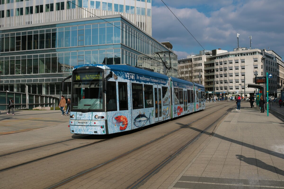VGF Bombardier Flexity Classic S-Wagen 272 am 05.03.22 in Frankfurt