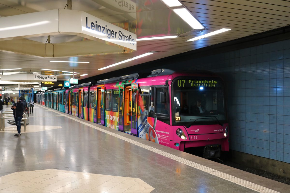 VGF Bombardier Flexity Swift U5-25 Wagen 612 am 20.02.21 in Frankfurt am Main