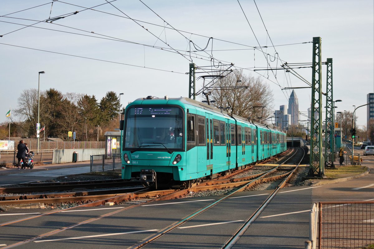 VGF Bombardier Flexity Swift U5-50 Wagen 896 am 20.02.21 in Frankfurt am Main