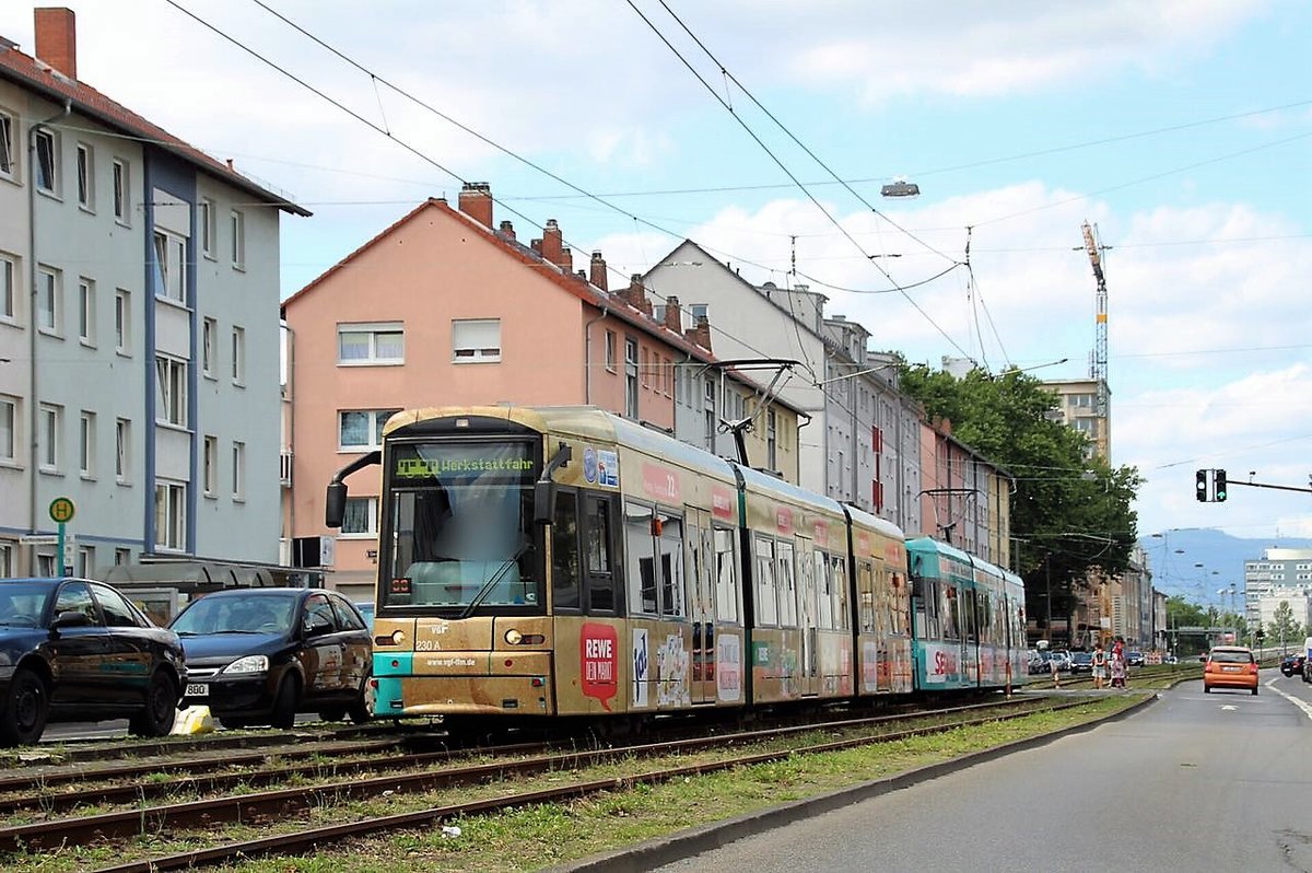 VGF Bombardier S-Wagen 230 am 04.08.17 auf Werkstattfahrt in Frankfurt am Main