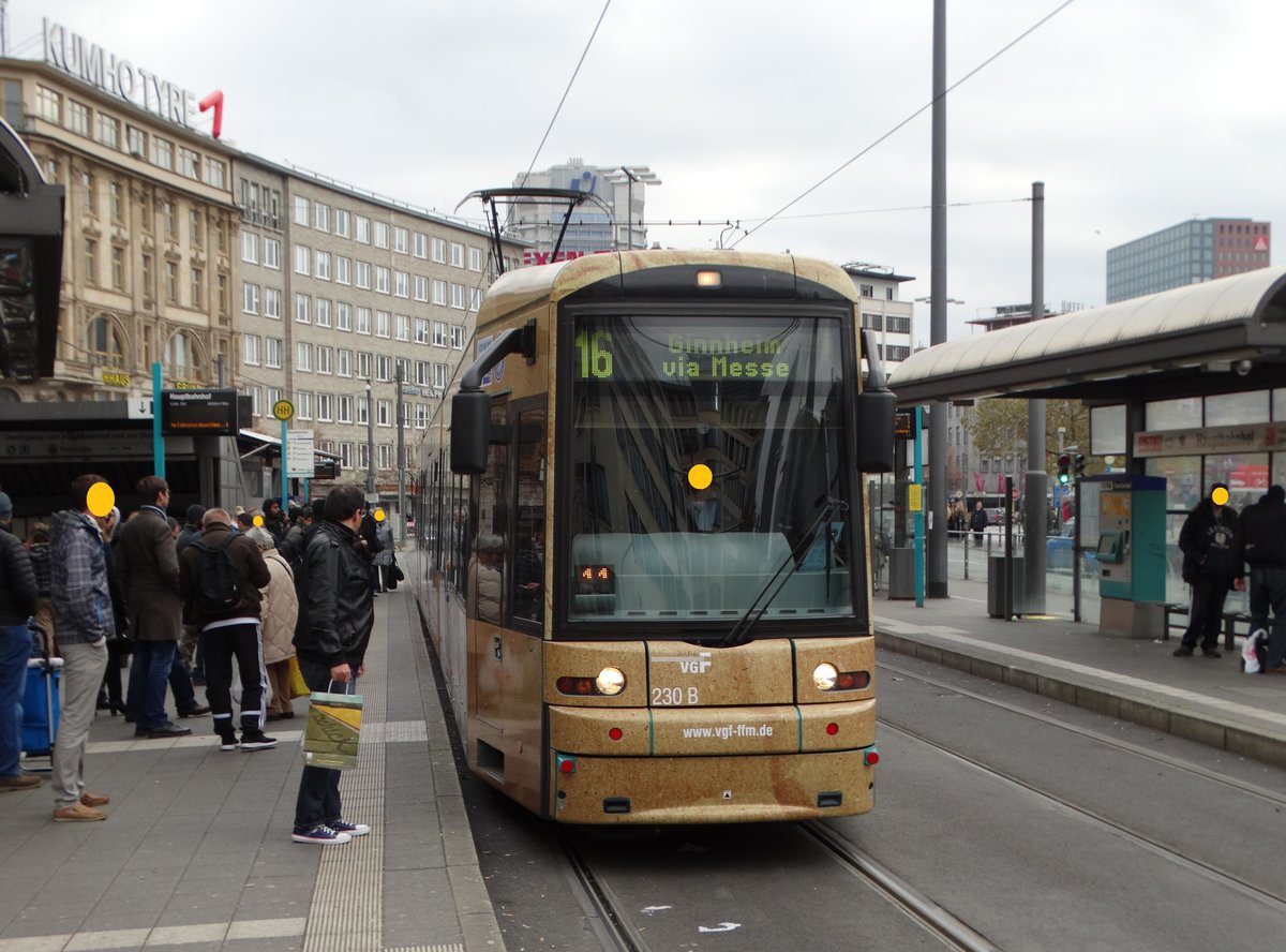 VGF Bombardier S-Wagen 230 am 12.11.16 in Frankfurt am Main