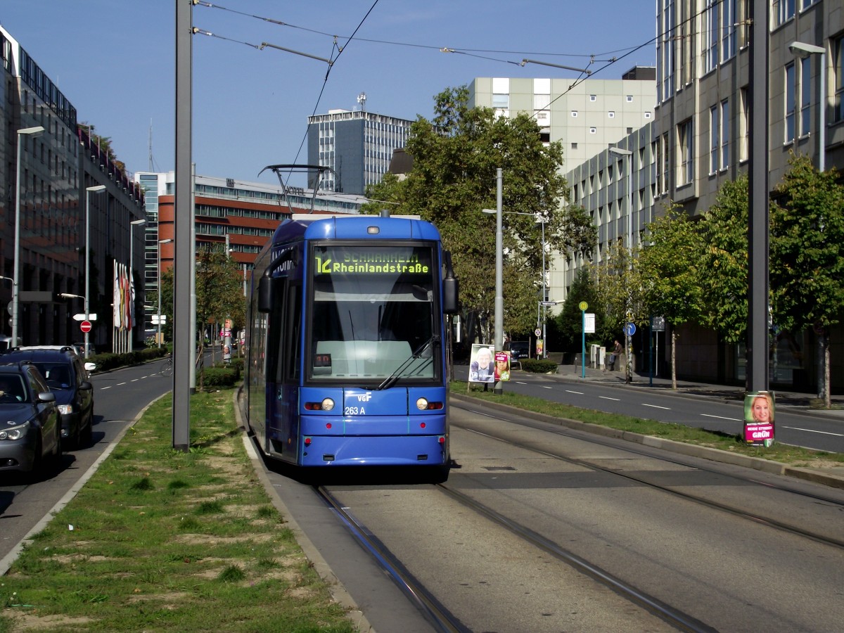 VGF Bombardier S-Wagen 263 in Frankfurt am Main Konstablerwache am 27.09.13