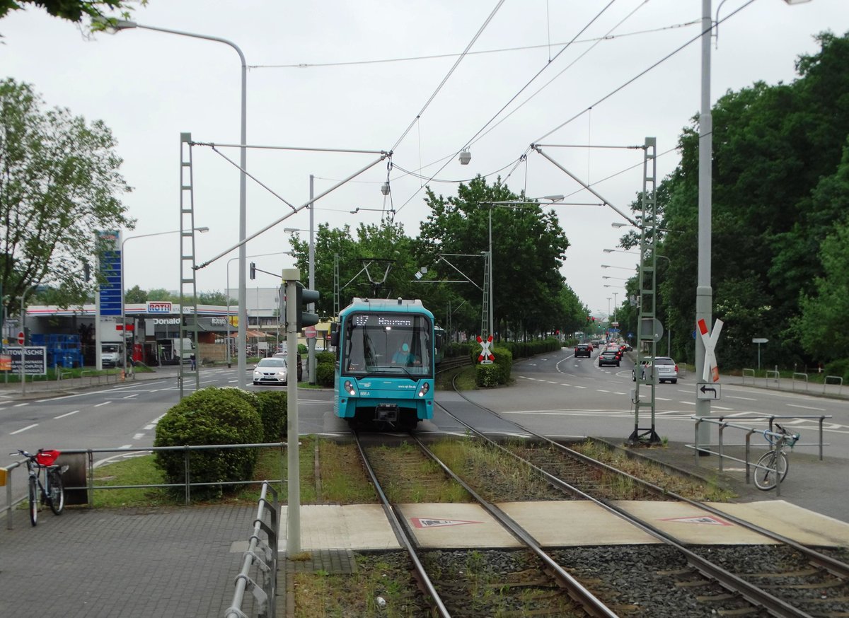 VGF Bombardier U5-25 Wagen 666 am 25.05.16 in Frankfurt Enkheim