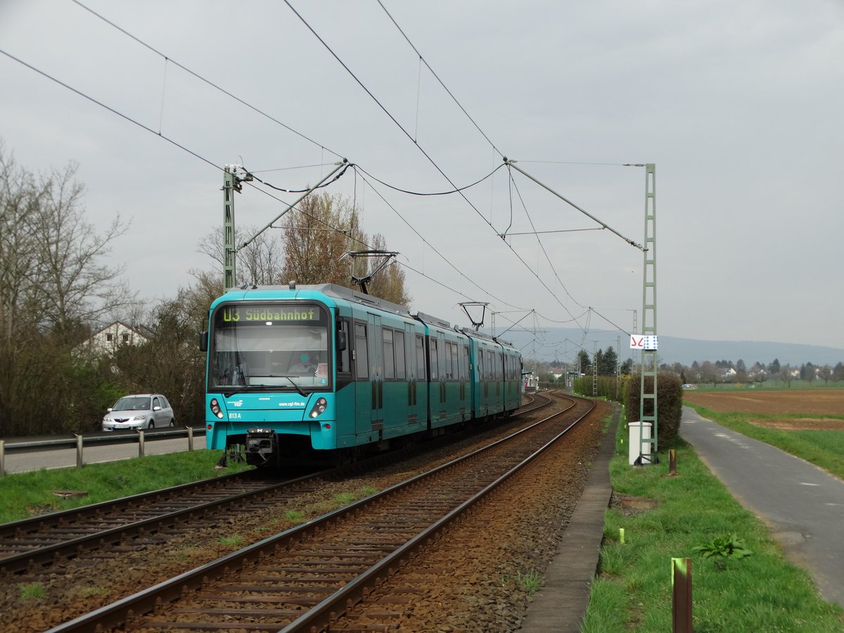 VGF Bombardier U5-50 Wagen 813 am 03.04.16 bei Weißkirchen Ost