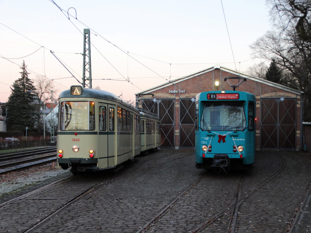 VGF Düwag L-Wagen Beiwagen 1242 und Pt Wagen 738 am 03.12.16 in Frankfurt Schwanheim Verkehrsmuseum man durfte die Bahnanlagen betreten