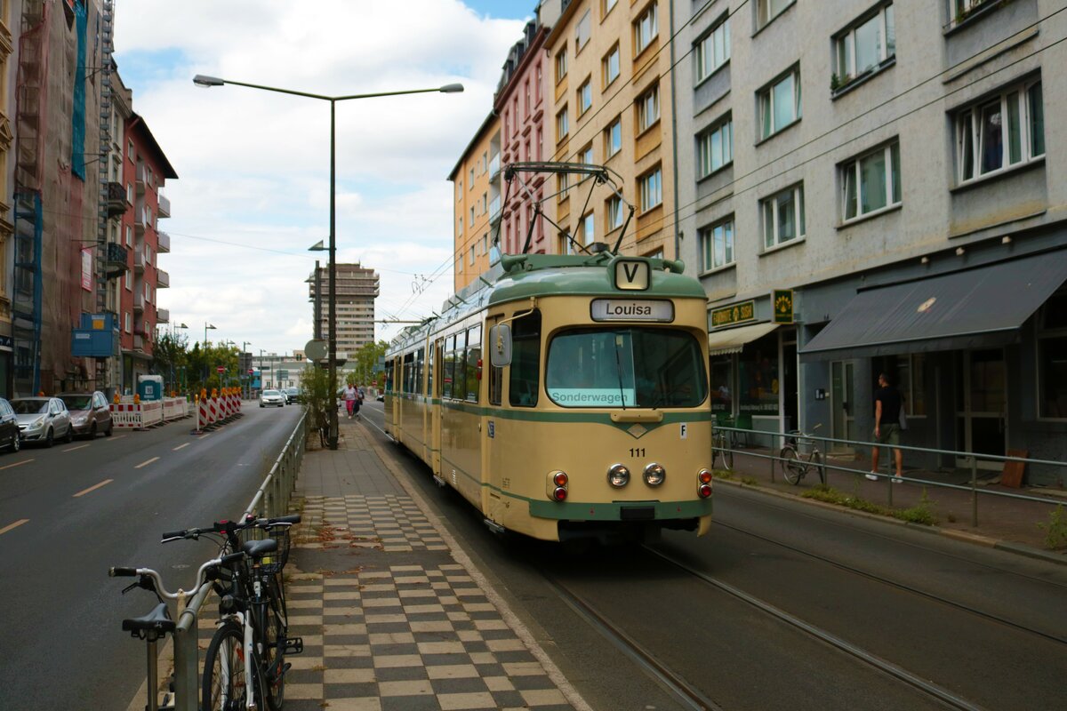 VGF Düwag O-Wagen 111 am 03.09.22 beim Tag der Verkehrsgeschichte in Frankfurt