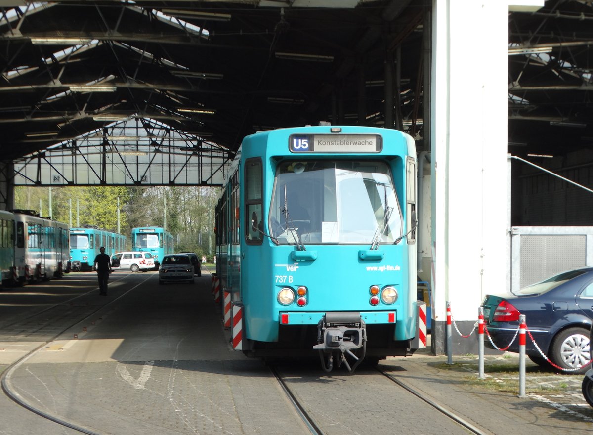 VGF Düwag Ptb Wagen 737 am 14.04.16 in Frankfurt am Main Eckenheim 