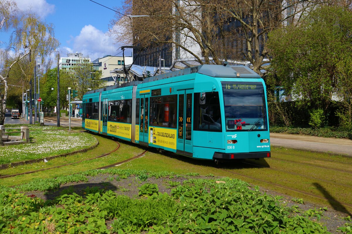 VGF Düwag R-Wagen 036 am 11.04.23 in Frankfurt am Main