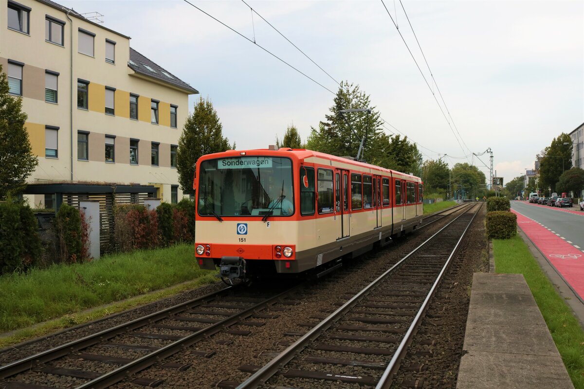 VGF Düwag U3 Wagen 151 am 26.09.21 in Frankfurt am Main Eckenheim