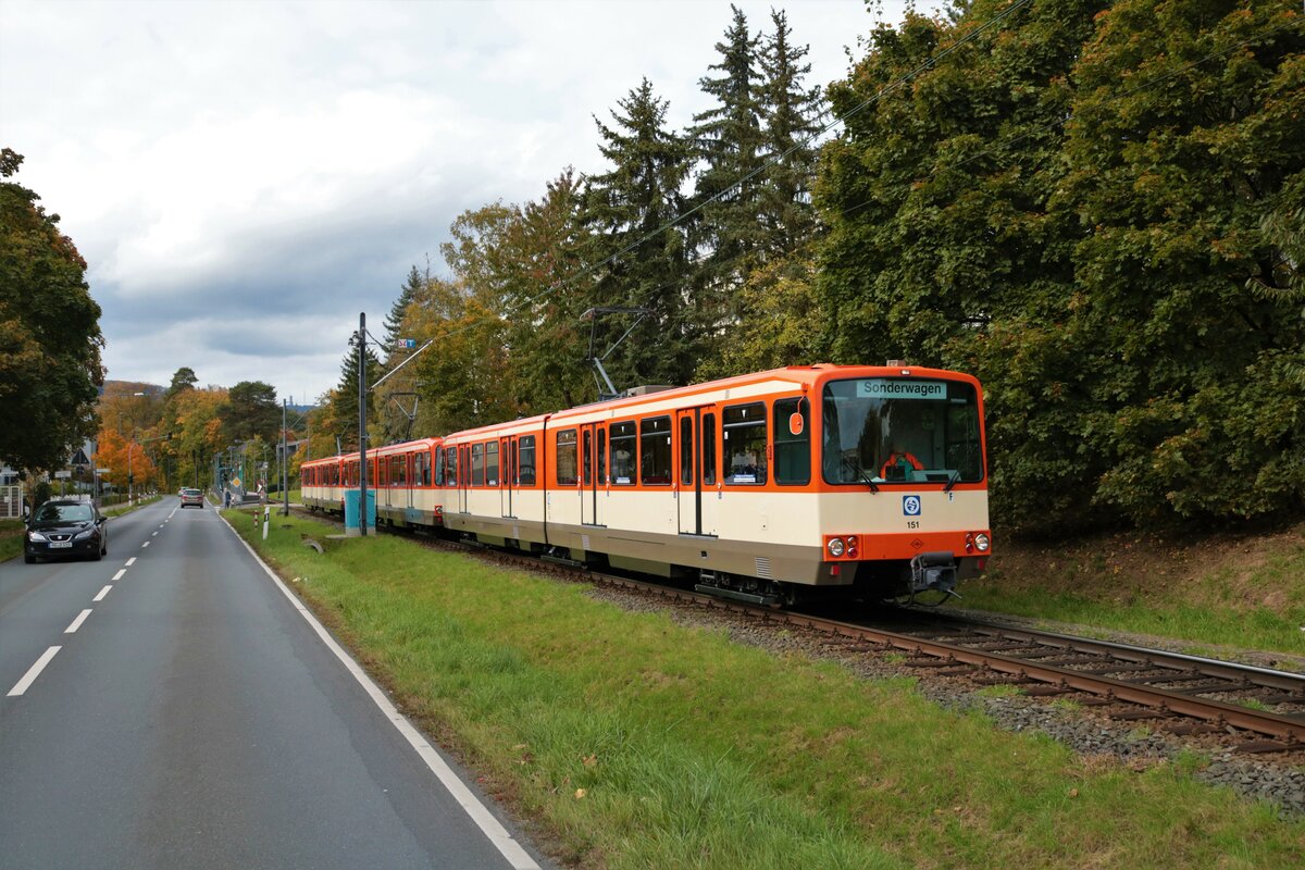 VGF Düwag U3 Wagen 151+152+153 am 17.10.21 in Oberursel