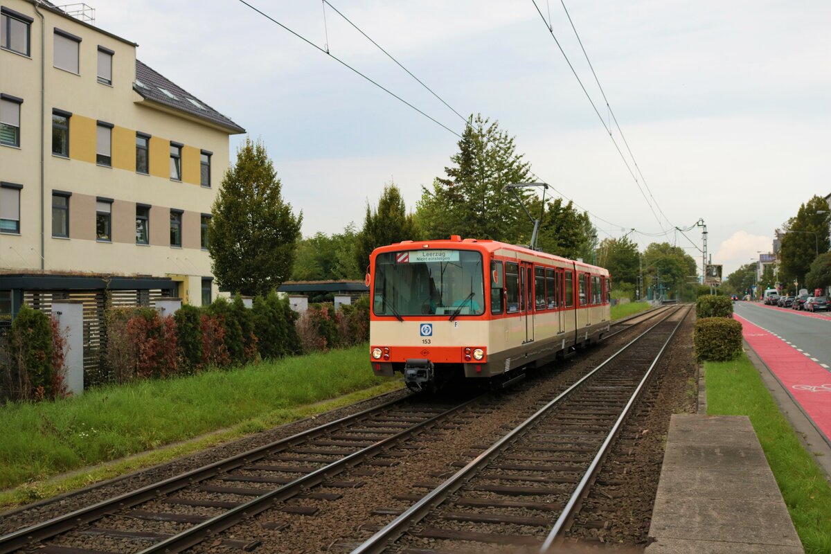 VGF Düwag U3 Wagen 153 am 26.09.21 in Frankfurt am Main Eckenheim