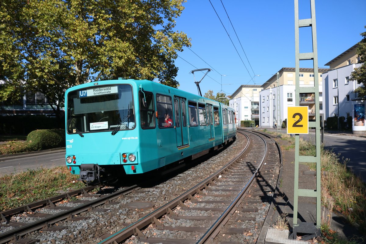 VGF Düwag U3 Wagen 452+151 am 13.10.18 zur U3 Wagen Abschiedsfahrt in Frankfurt am Main Industriehof auf der U7