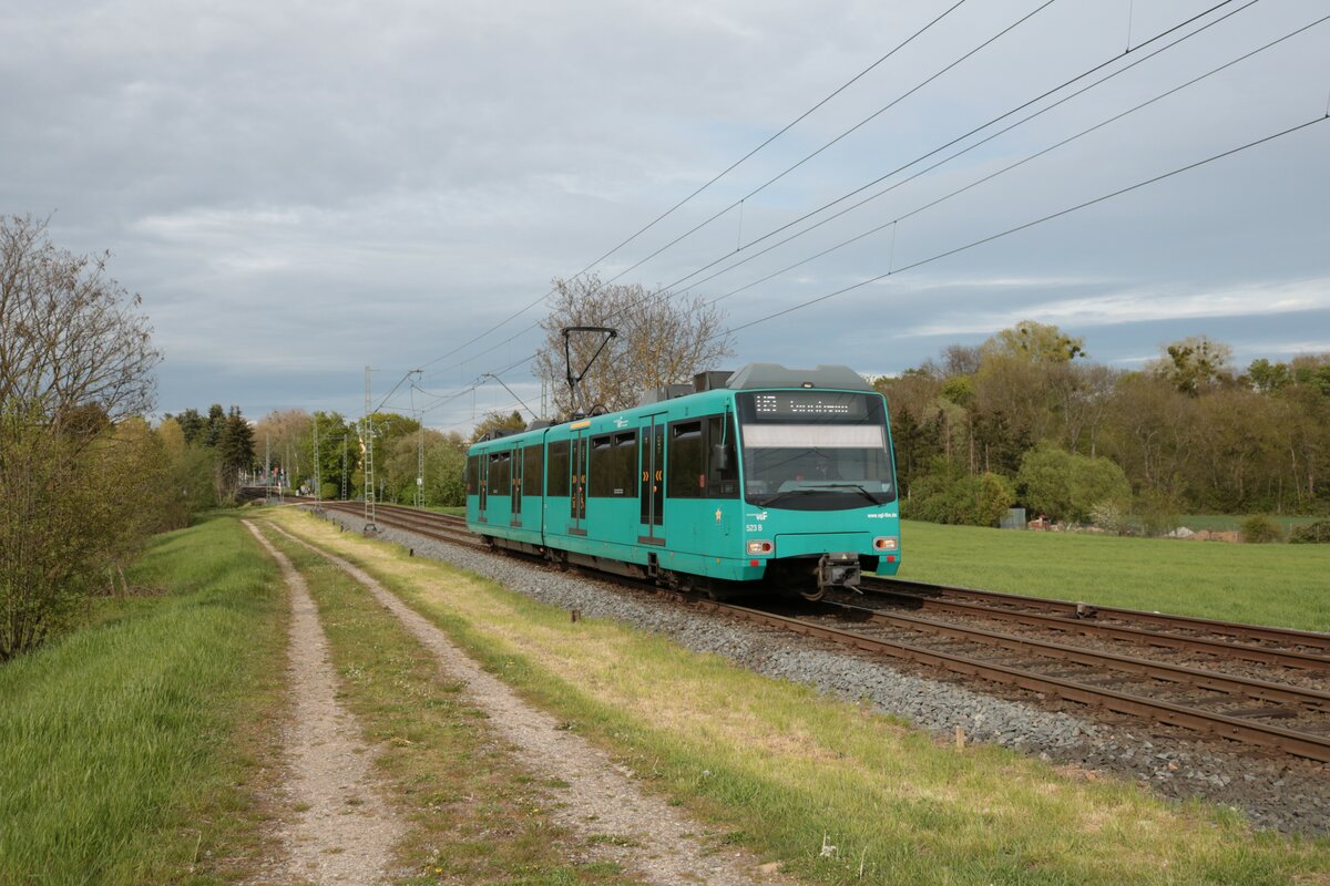VGF Düwag U4 Wagen 523 am 08.05.21 in Frankfurt Kalbach