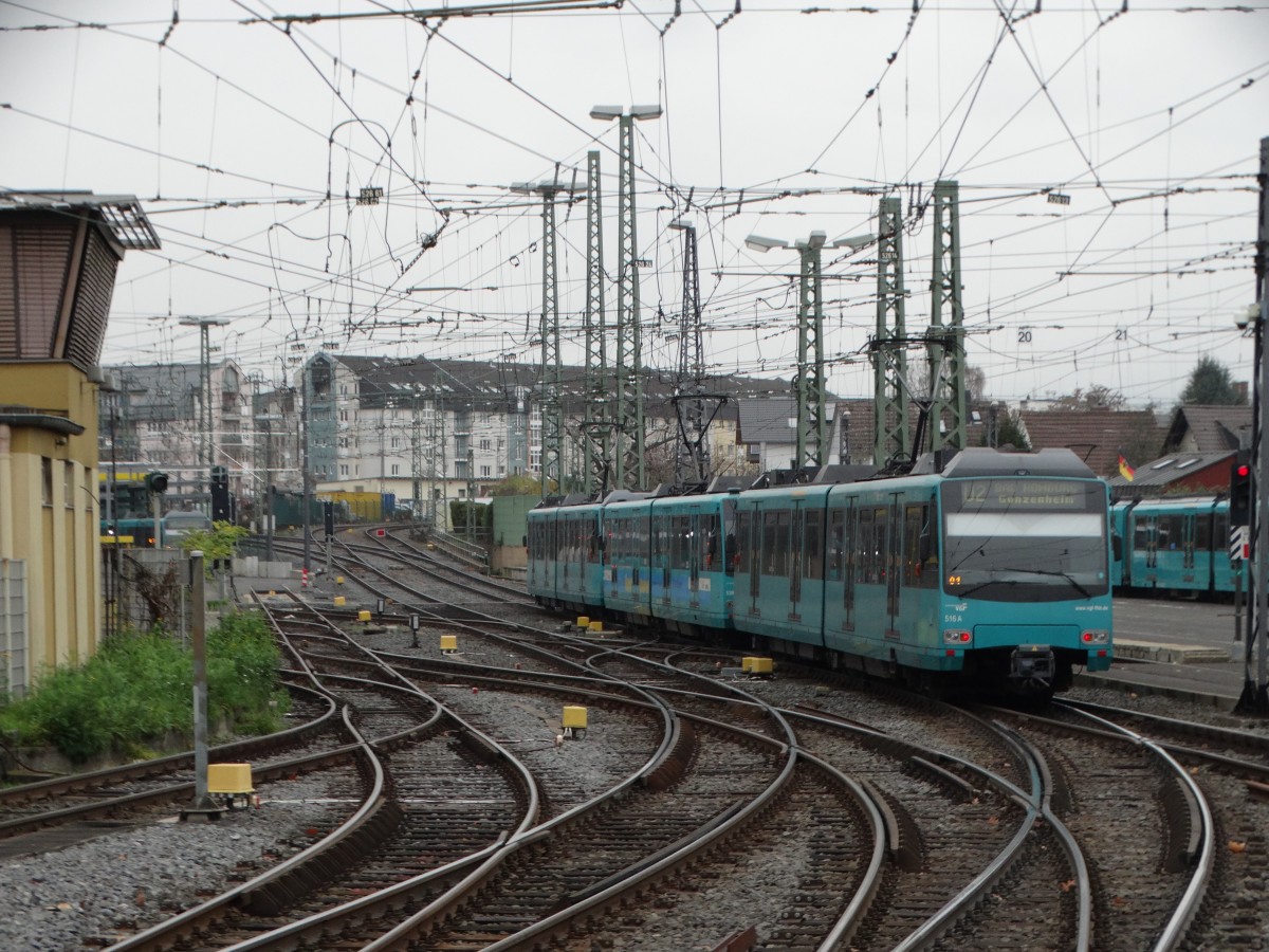 VGF Düwag U4 Wagen velassen am 21.11.15 Frankfurt Heddernheim 