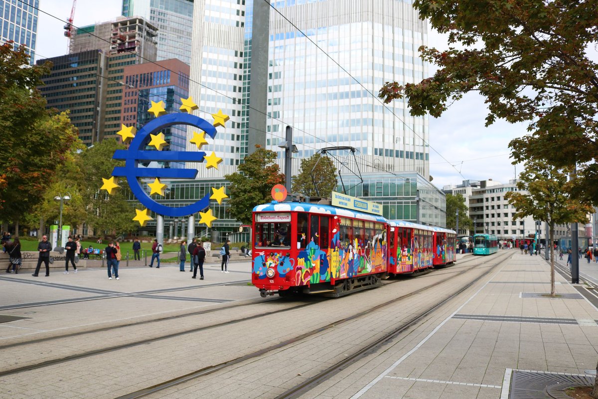 VGF Ebbelwei Express K-Wagen 105 am 05.10.19 in Frankfurt am Main 