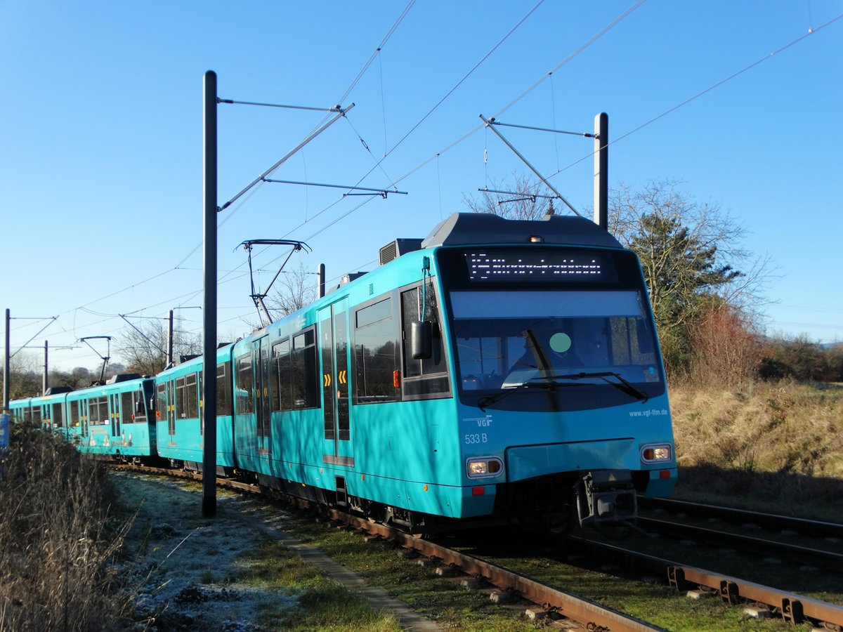 VGF Siemens U4 Wagen 533 am 03.12.16 in Frankfurt Riedberg