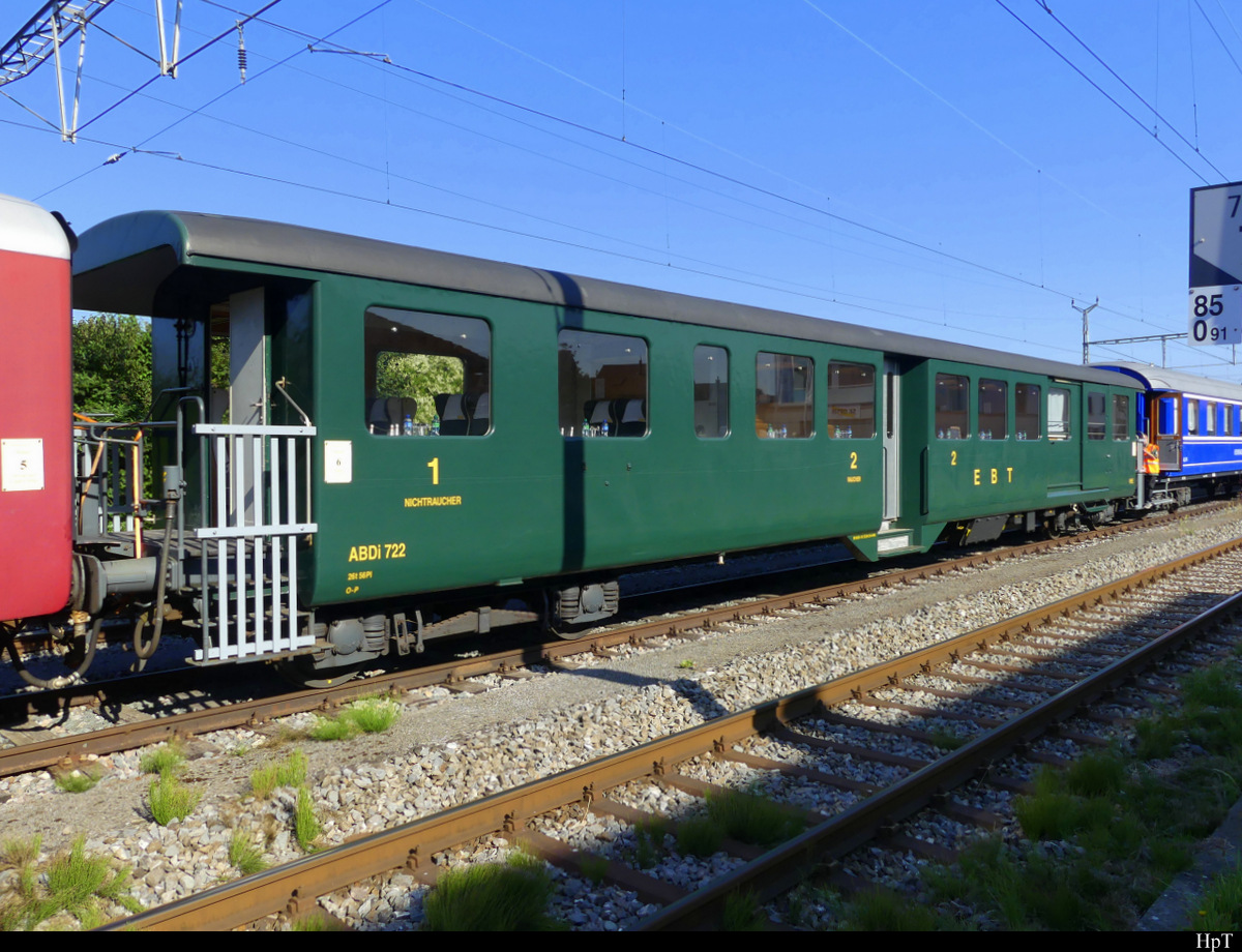 VHE - 2 KL. Personenwagen ABDi  722 in Kerzers für dem Whisky Train 2021 am 04.09.2021