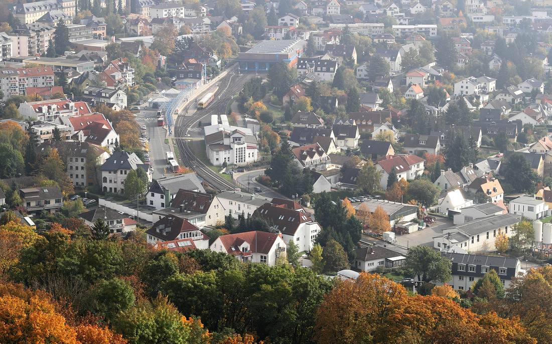 VHT / TSB VT2E (genaue Fahrzeugnummer unbekannt) // Königstein im Taunus (Blick von der Burgruine) // 28. Oktober 2016