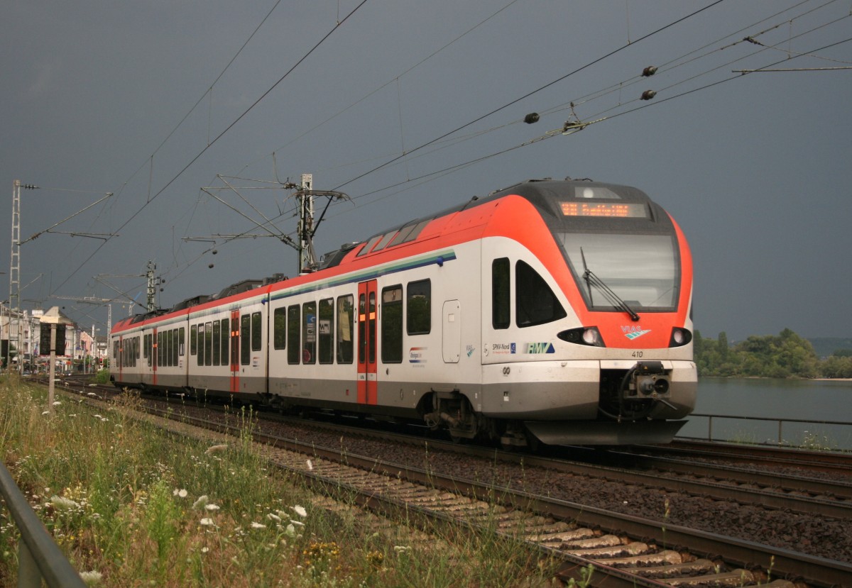 VIAS ET 410 als SE 25029 (Neuwied–Frankfurt [Main] Hbf) am 12.07.2011 in R�desheim (Rhein)