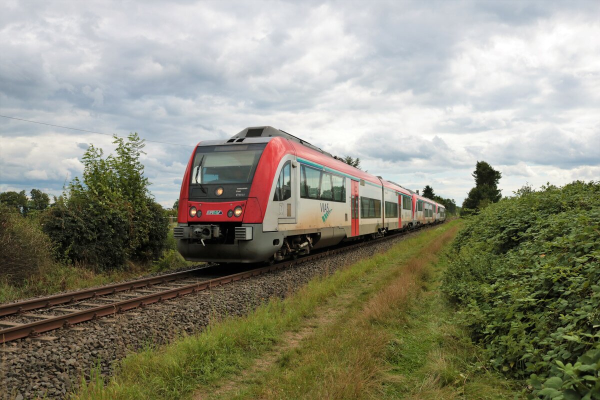 VIAS Odenwaldbahn Bombardier Ittino VT111+VTxxx+VTxxx am 16.08.21 in Seligenstadt