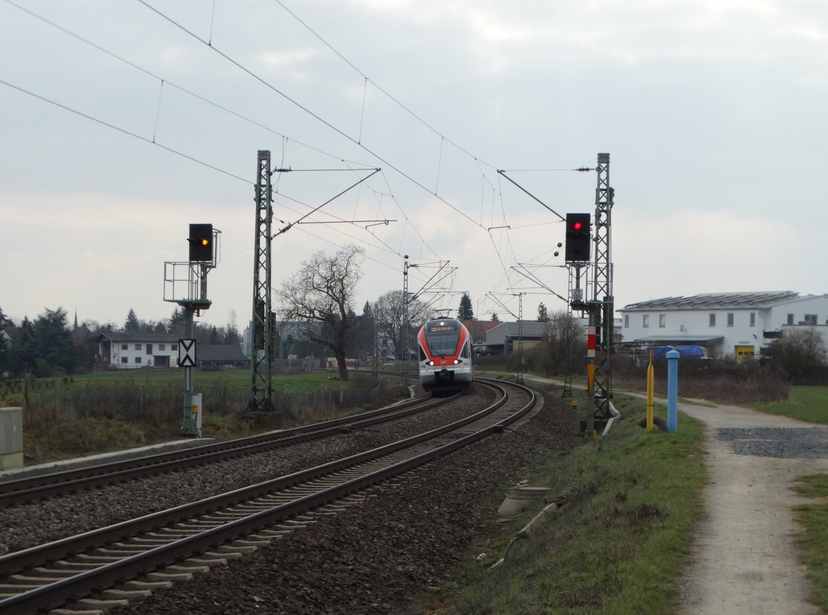 VIAS Stadler Flirt 409 am 11.03.16 bei Niederwalluf an der Rechten Rheinstrecke