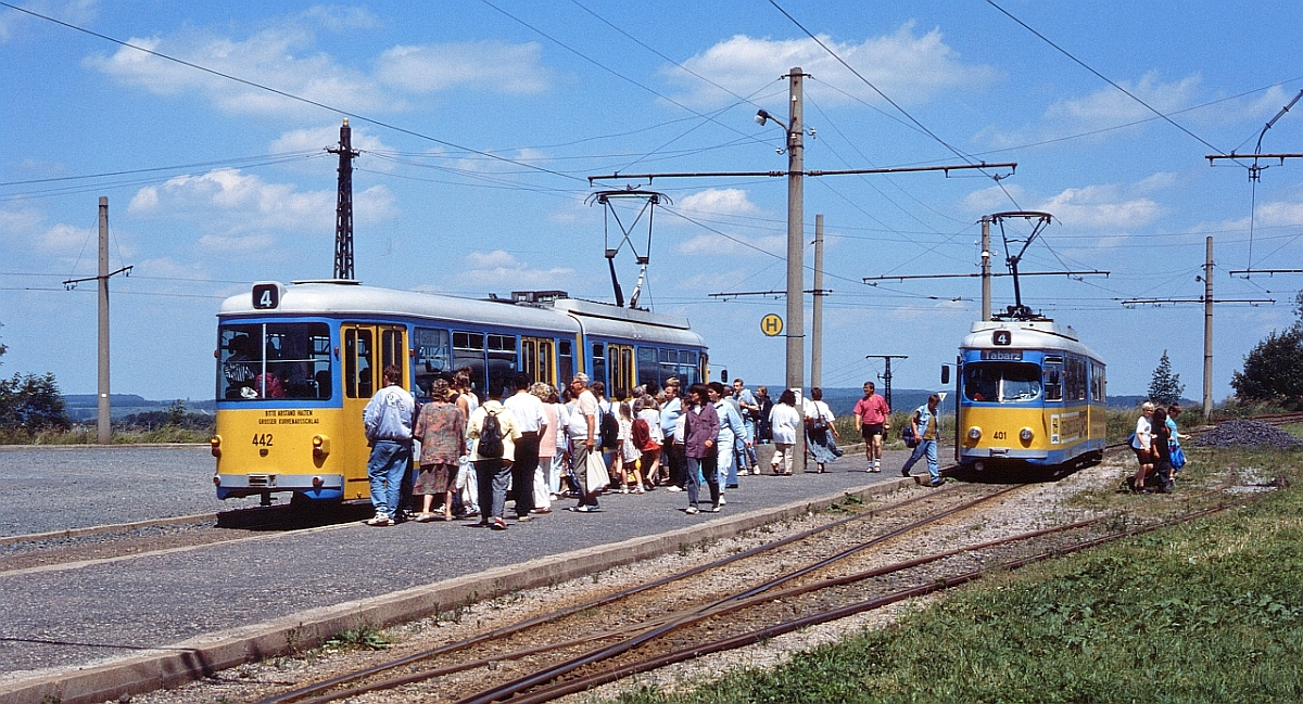 Viel Betrieb in Waltershausen Gleisdreieck im Sommer 1992.