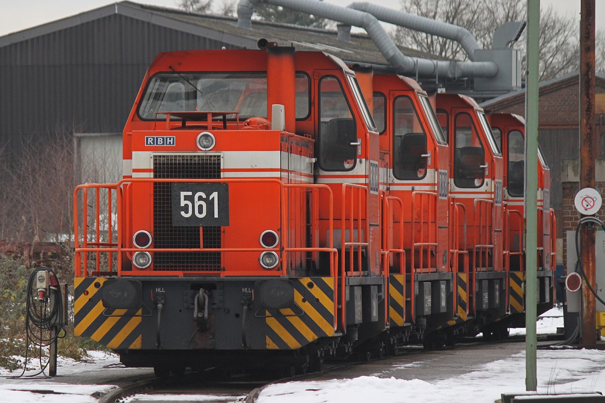 Vier RBH DE501/DE502 am 30.12.14 in Marl abgestellt.