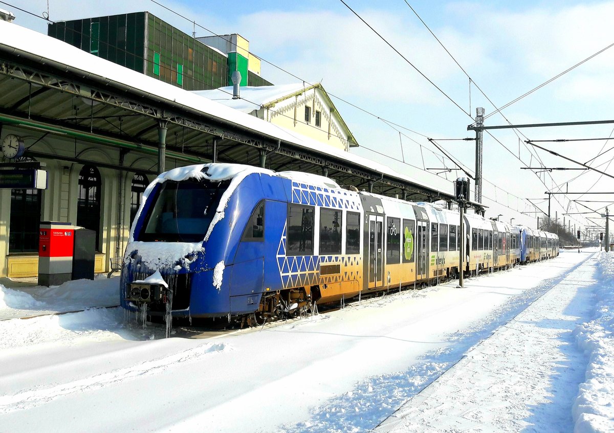 VLEX Triebwagen am 09.02.2021 liegengeblieben im Bahnhof Nordhausen.