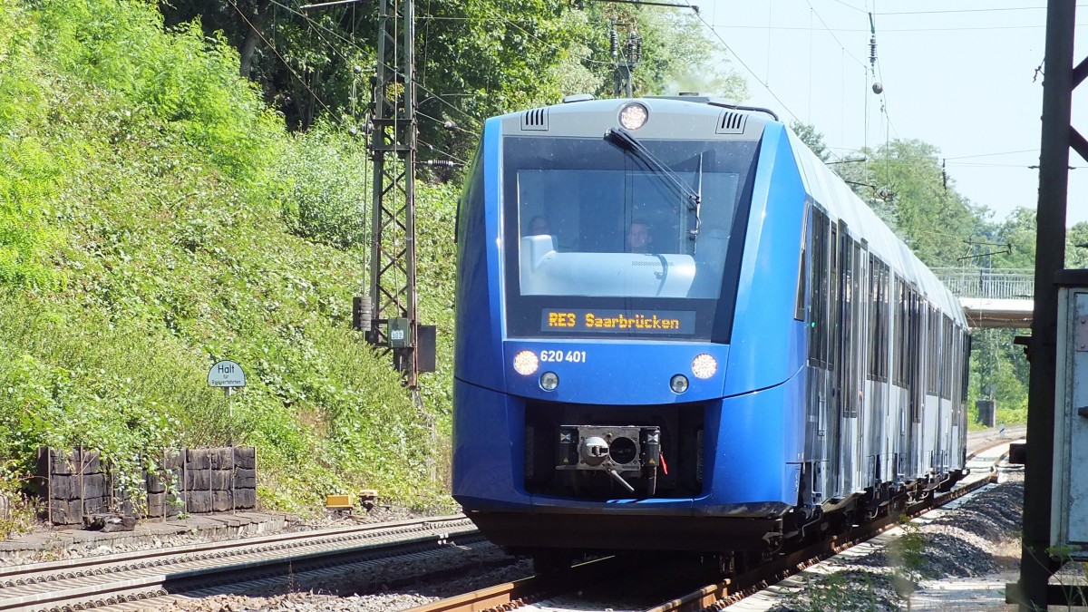 Vlexx 620 401,Durchfahrt in Saarbrücken-Jägersfreude, den 01.08.2015