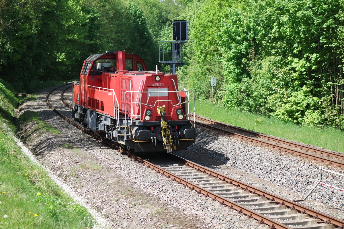 
Vom 14.05.-17.05.2015 fanden im Eisenbahnmuseum Schwarzenberg die 23. Eisenbahntage statt.Bei der Lokparade am 17.05.2015 war auch Gravita 261 043 zu sehen.