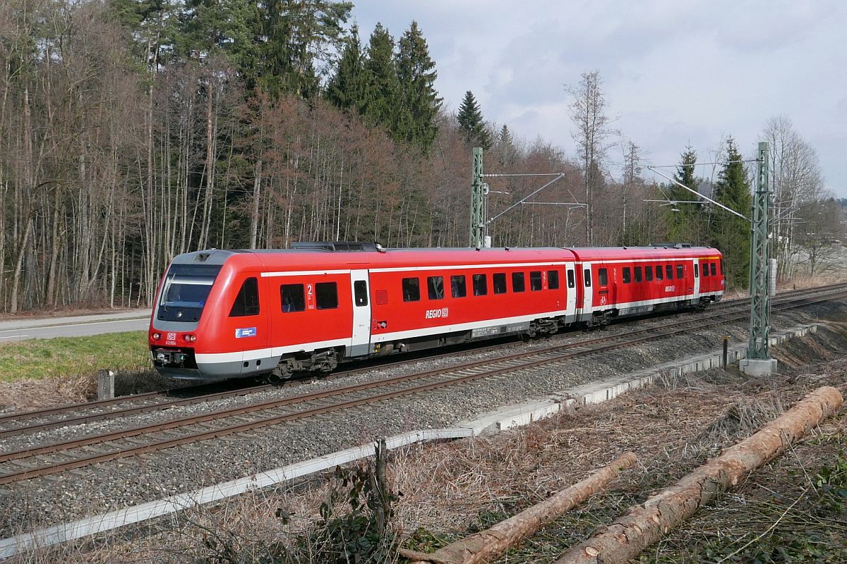 Von M�nchen kommend f�hrt 612 654 am 10.03.2021 bei Oberreitnau als RE 70 / RE 3874 nach Lindau-Insel.