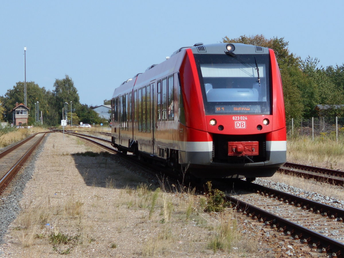 Von Pasewalk kommend erreichte 623 024,am 29.August 2018,den Bahnhof Teterow,weiter nach der Kreuzung mit dem Gegenzug,ging es nach Bützow.