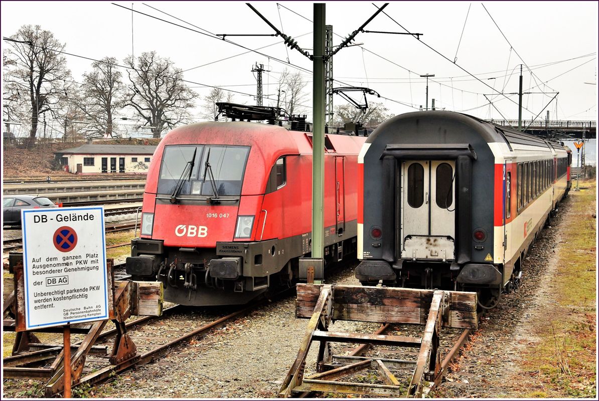 Von wegen DB AG, es stehen nur ÖBB und SBB Fahrzeuge auf den Abstellgeleisen von Lindau Hbf. (14.02.2017)