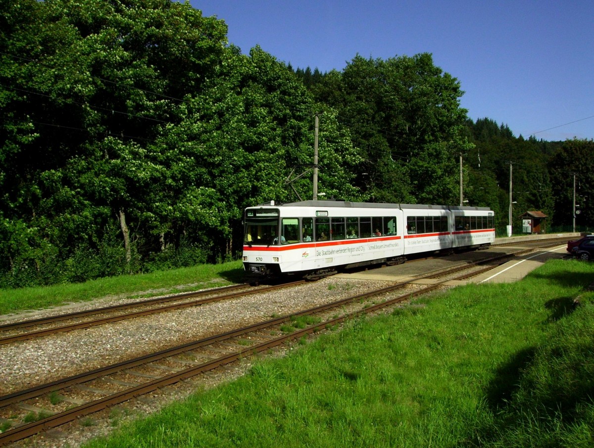 Vor der theoretischen Fahrprfung fr den Fhrerschein konnte zur Entspannung noch ein Bild des Albtal-ICE entstehen. Am 02.09.2013 war er als S 30059 in Marxzell unterwegs.