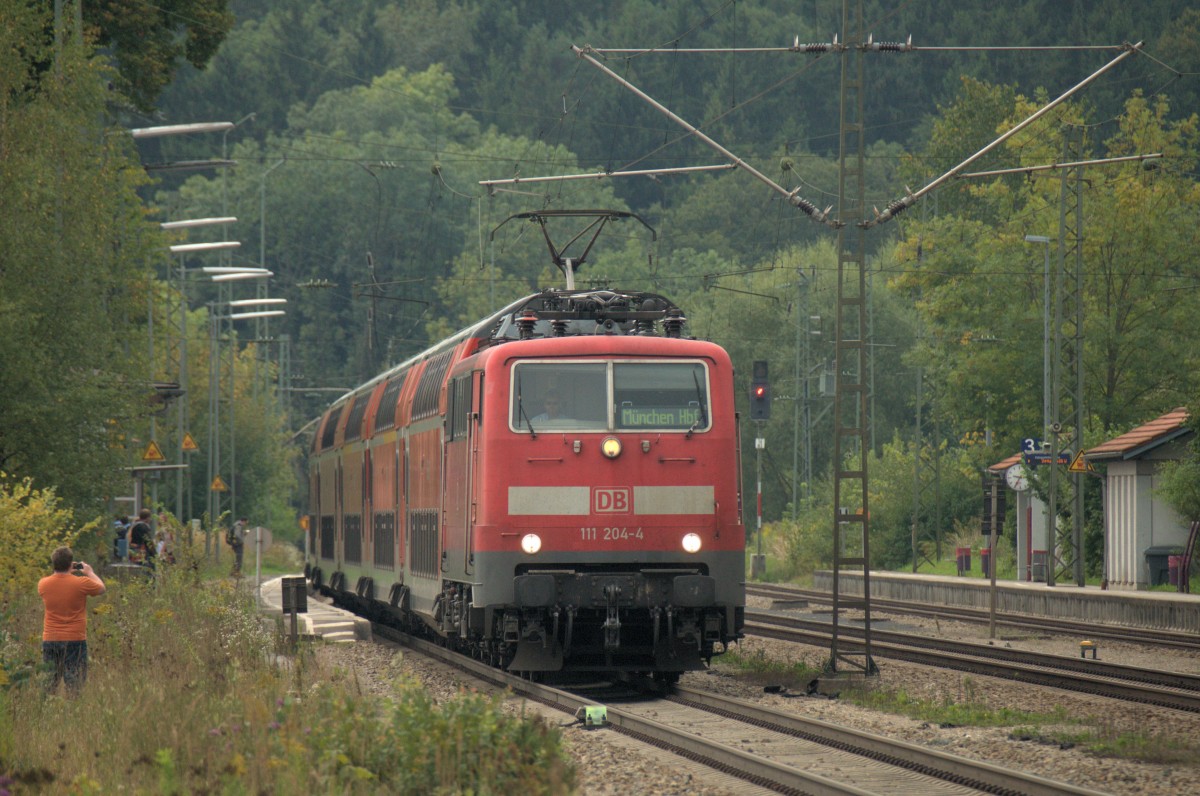 Vorbei sind die Zeiten als 111 204 am 21.09.13 durch Aling fuhr