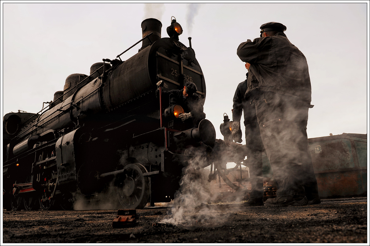 Vorbereitungen in Celje für die bevorstehende Probefahrt am 24.9.2015 mit SZ 25-026.