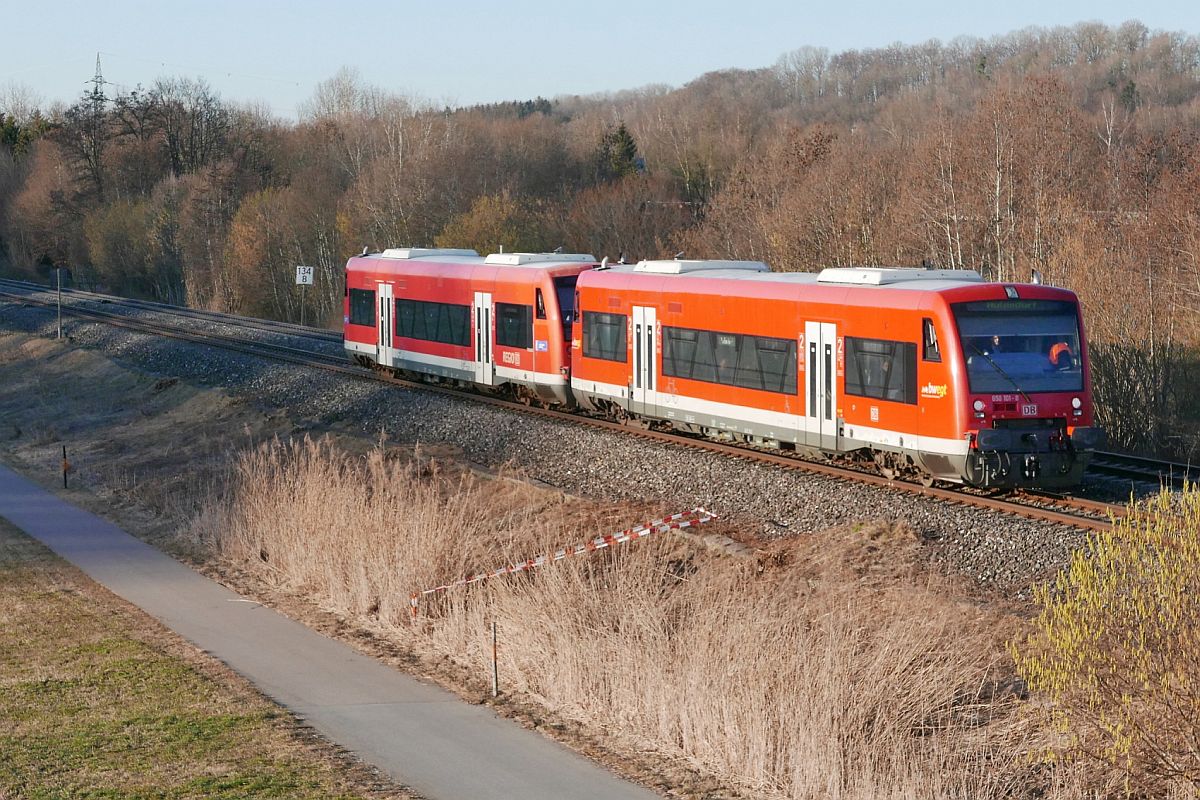 Vorher# Streckenabschnitt Biberach (Ri) - Aulendorf ohne Oberleitung. Am 27.02.2019 fahren bei Ummendorf 650 101-8 und weiterer Triebwagen der Baureihe 650 als RB 22609 von Ulm nach Aulendorf.