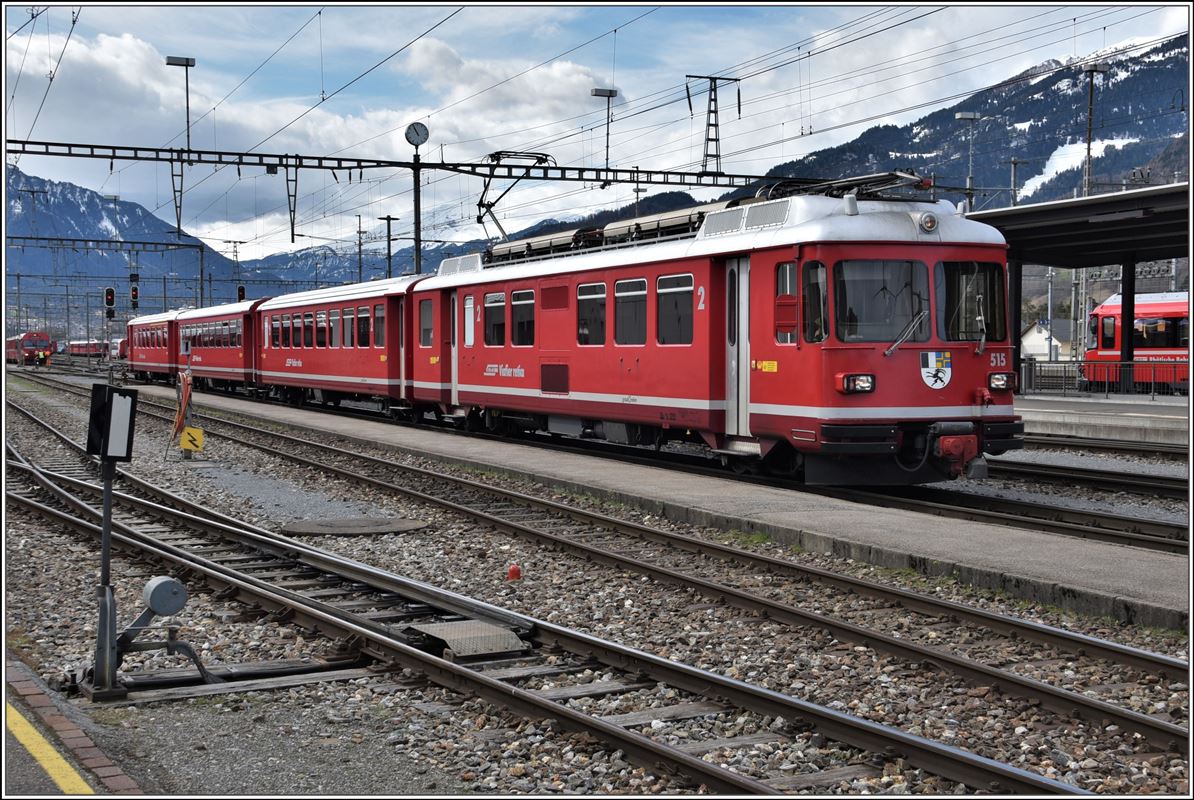 Vorortspendel Be 4/4 515 in Landquart. (04.04.2018)