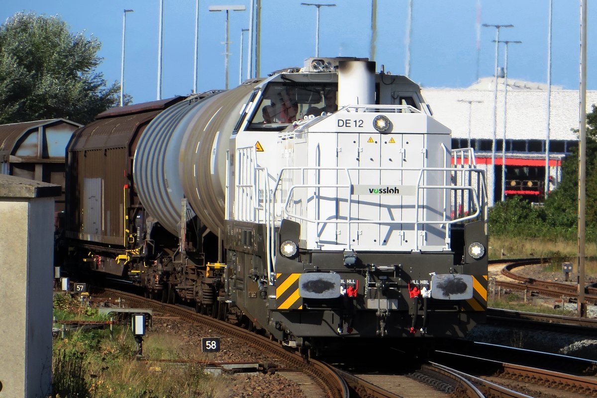 Vossloh Rail Services 4125 007 rangiert am 16 September 2020 in Niebüll.