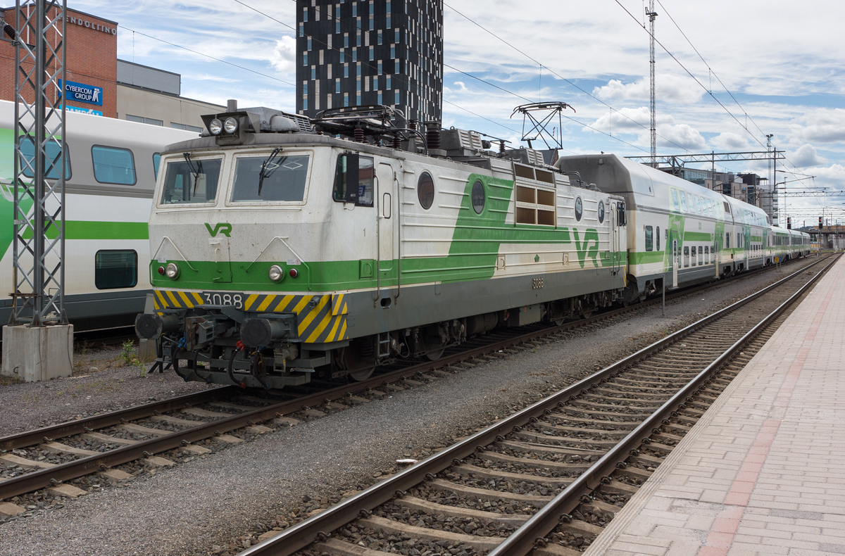 VR-Lok 3088 im Bahnhof Tampere, 26.06.2018