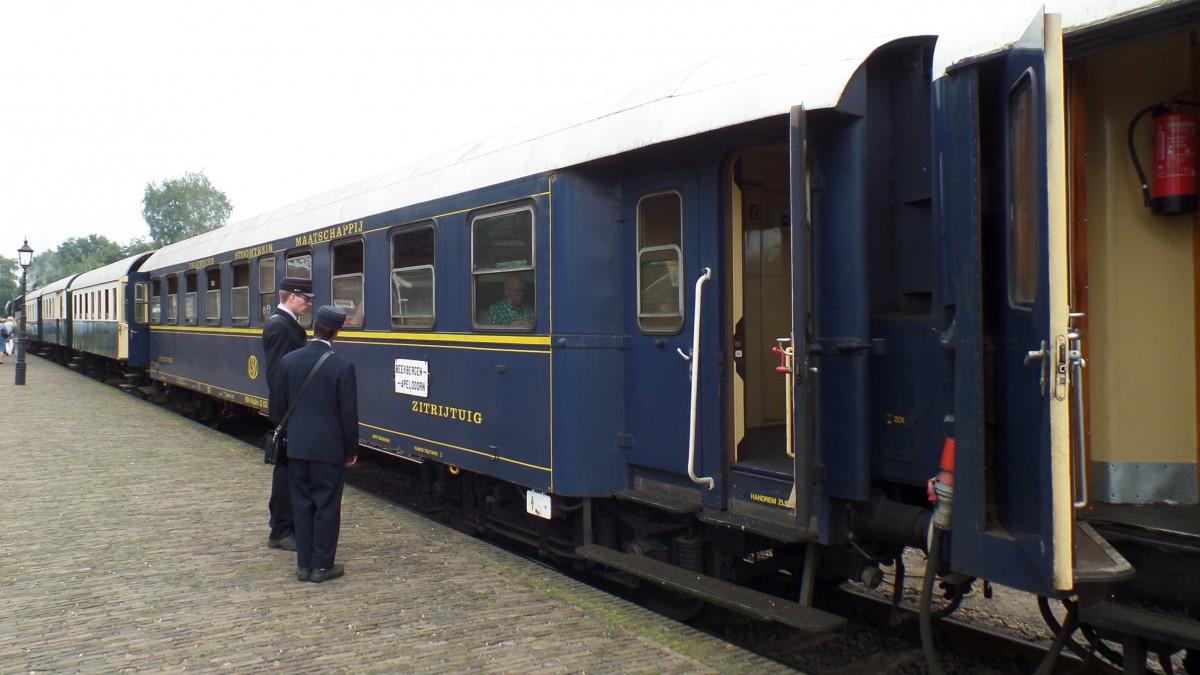VSM 32 633, ex DR-Reihe 36, Baujahre 1935-1939 / in Beekbergen am 6.9.2014 beim großen Eisenbahn-Spektakel  „Terug naar Toen - Zurück nach Damals“ der Museumseisenbahn VSM in Beekbergen / NL,

