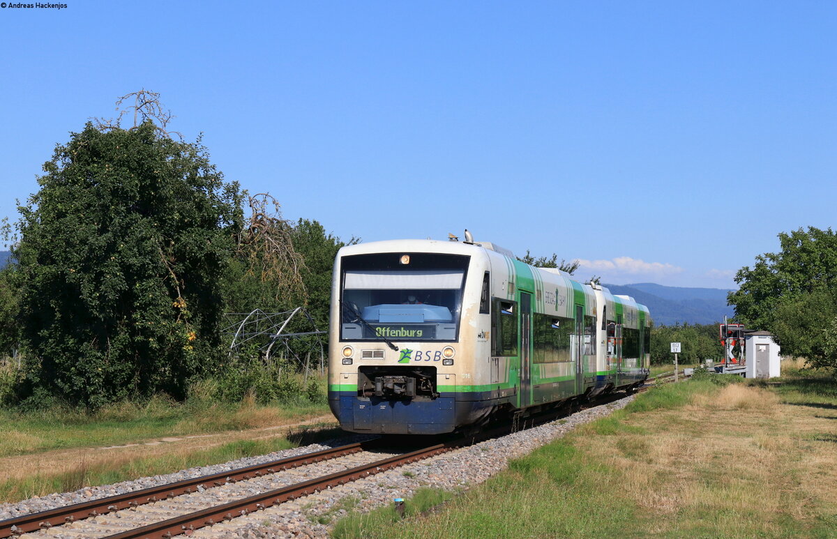 VT 016 und VT 019 als SWE 88595 (Bad Griesbach - Offenburg) bei Zimmern 15.7.22