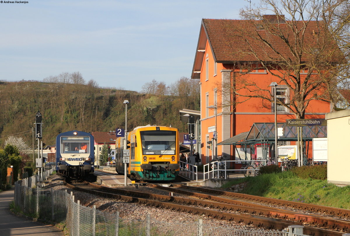 VT 126 und VS 202 als SWE74260 (Gottenheim-Endingen am Kaiserstuhl) und VT 650.81 als SWE74263 (Bahlingen am Kaiserstuhl-Gottenheim) in Eichstetten 30.3.17