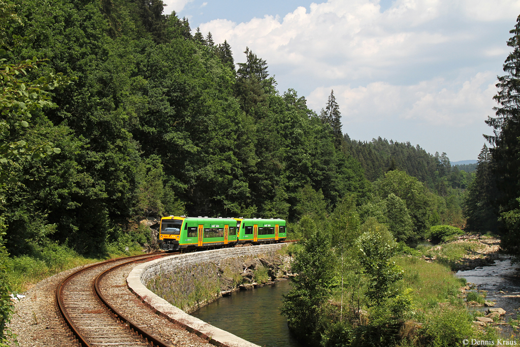 VT 15 am 04.07.2015 bei Teisnach.