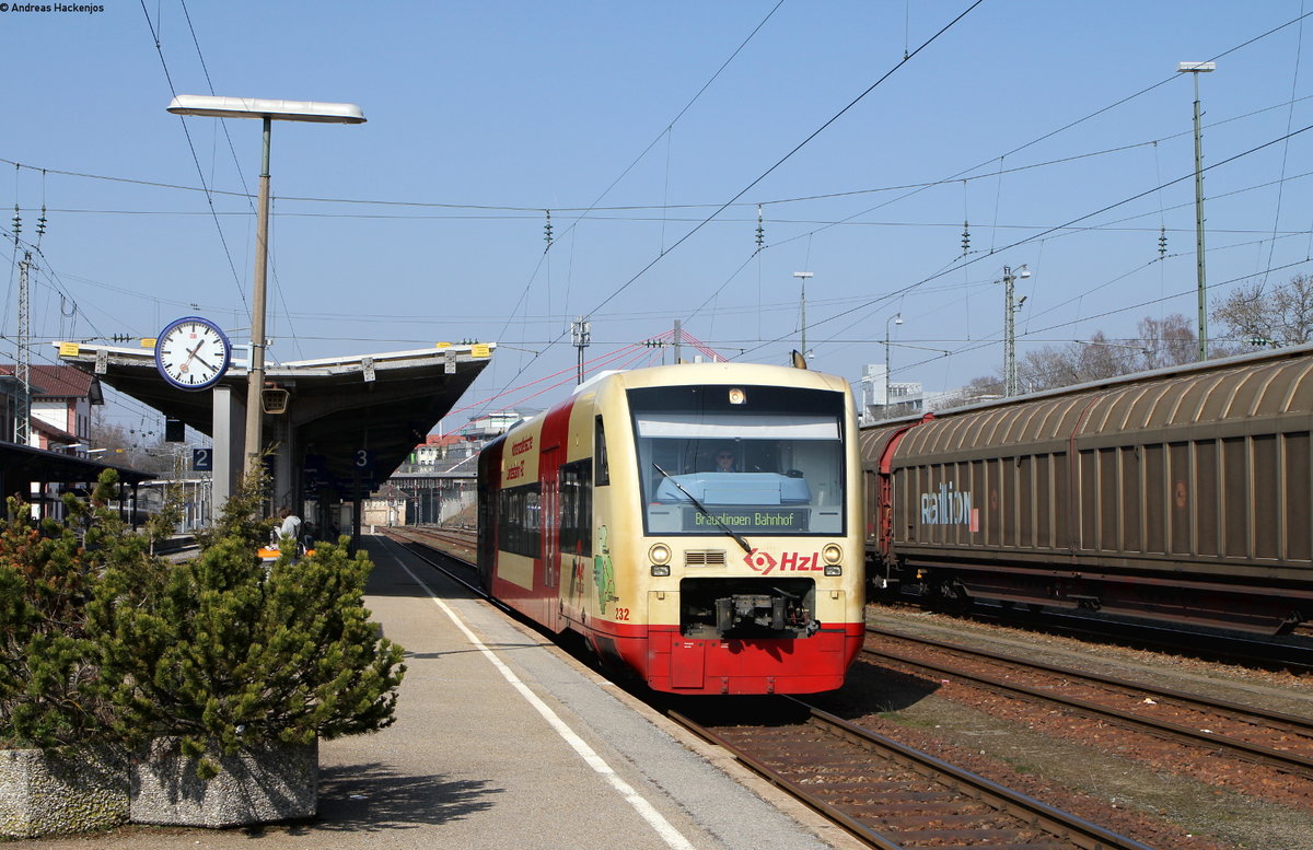VT 232 als HzL88078 (Trossingen Stadt-Bräunlingen Bf) in Villingen 17.3.16