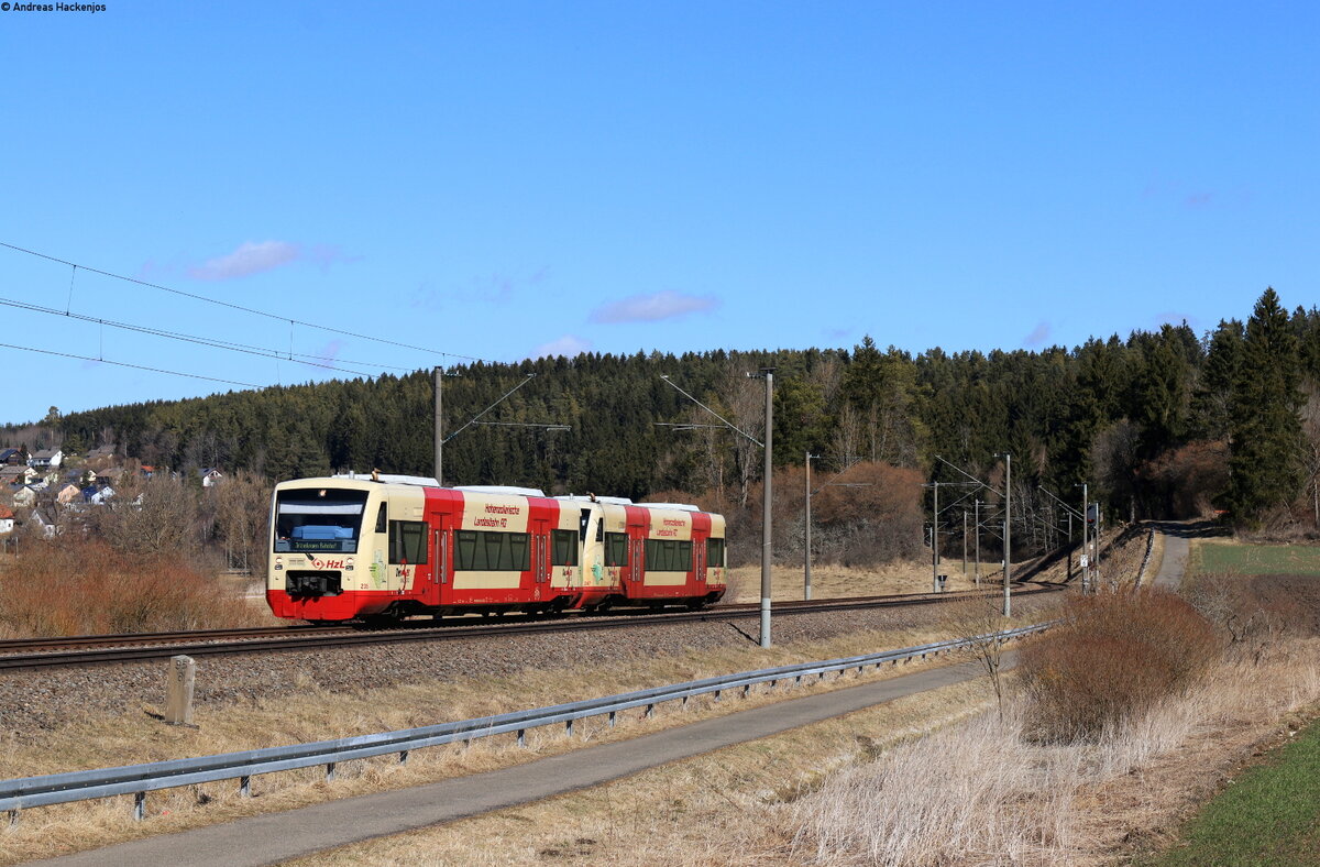 VT 235 und VT 247 als HzL 69728 (Rottweil - Bräunlingen Bf) bei Aufen 14.3.22