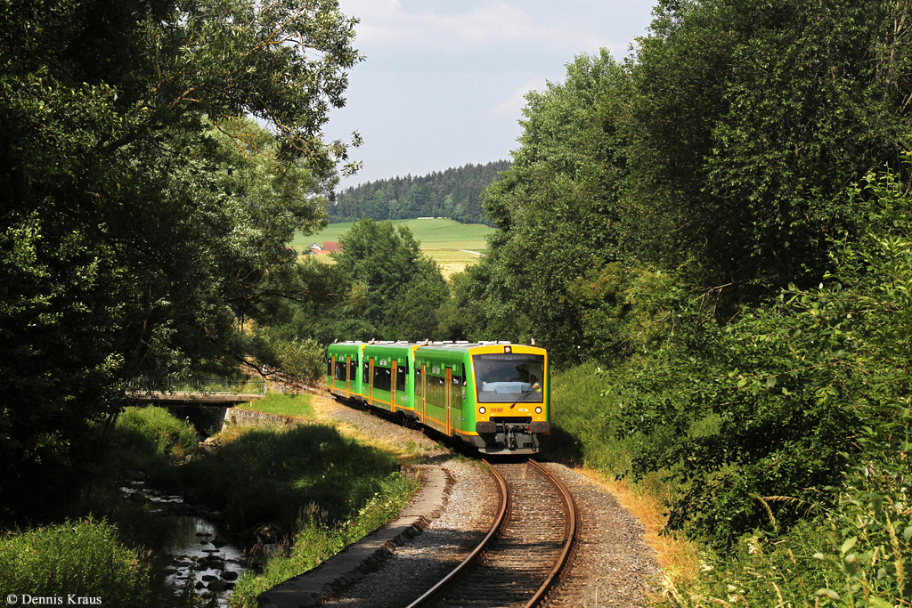 VT 24 am 04.07.2015 bei Teisnach.