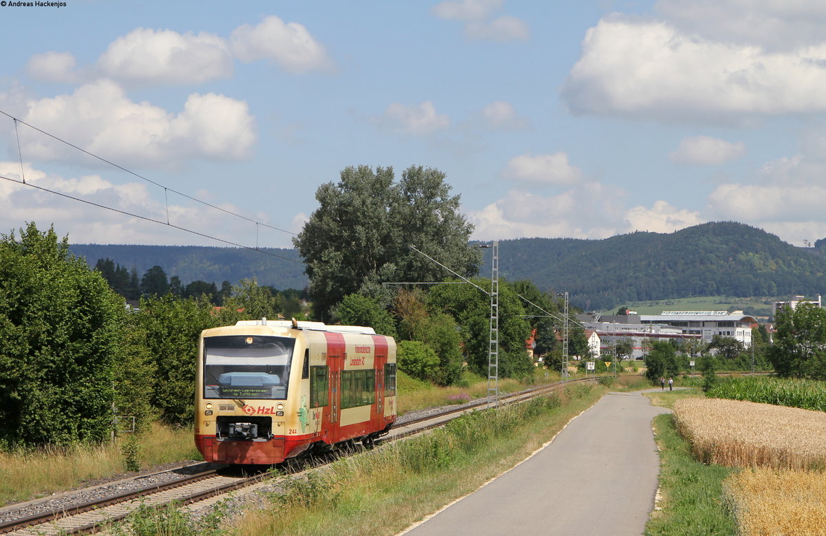 VT 244 als HzL88621 (Rottweil-Geisingen Leipferdingen) bei Weilheim 30.7.19