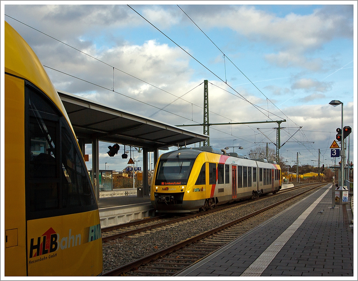 VT 289 ein Alstom Coradia LINT 41 der HLB (Hessischen Landesbahn) als RB 25  Lahntalbahn  nach Limburg a.d. Lahn fährt am 23.12.2013 in den Bahnhof Wetzlar, auf Gleis 4 ein, auf Gleis 3 steht bereits der Gegenzug.

Der LINT 41 hat die NVR-Nummern 95 80 0648 029-6/529-5 D-HEB  und die EBA-Nummer EBA 10C 08B 020  A.